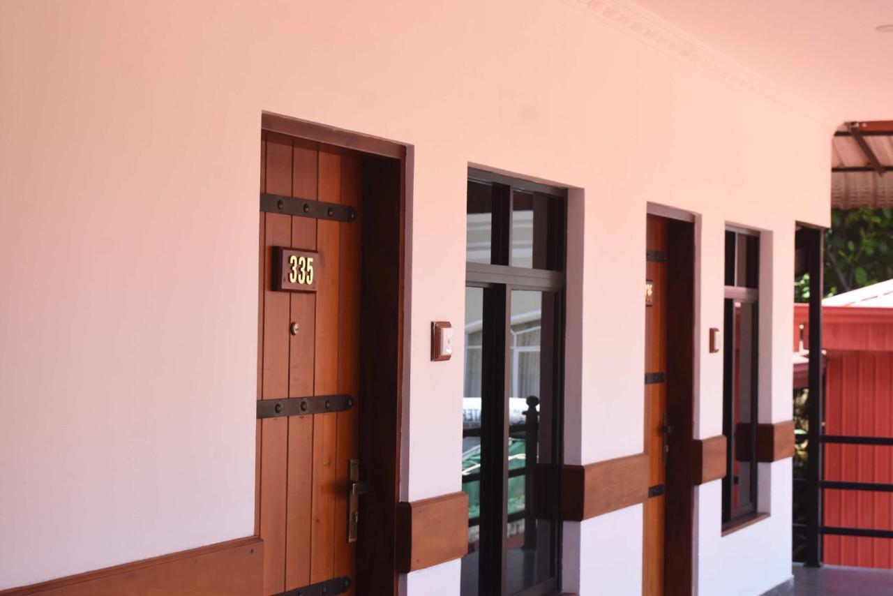 Centauria Hill Resort Ratnapura Kültér fotó